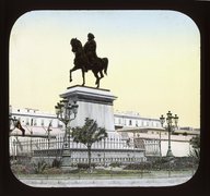 Brooklyn Museum: General views; people
