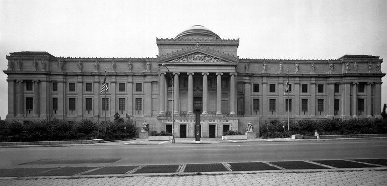 Brooklyn Museum: Exterior views [04]