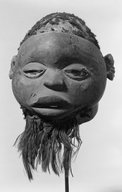 Brooklyn Museum: Lipiko Mask