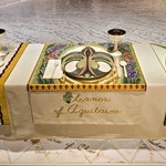 Eleanor of Aquitaine Place Setting