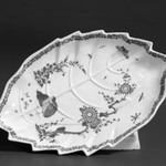 Leaf-Form Dish