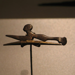 Hair Curler in the Form of  a Woman