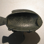 Toilet Dish in Form of Black Fish
