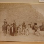 [Untitled] (Giza, Family of Tourists)